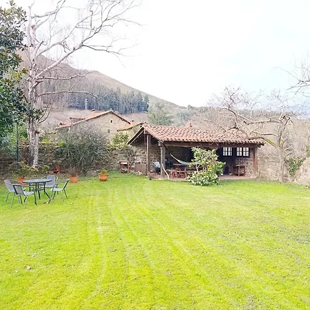 Casona De Gomez Y Teran * Renedo De Cabuerniga