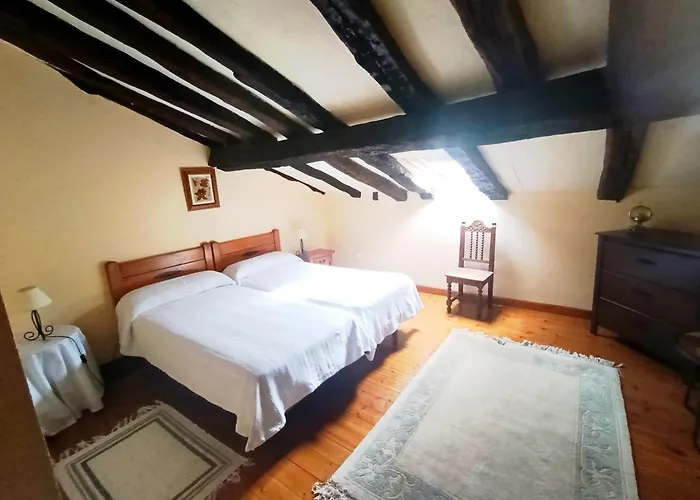 Casona De Gomez Y Teran *