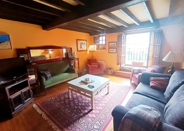 Casona De Gomez Y Teran