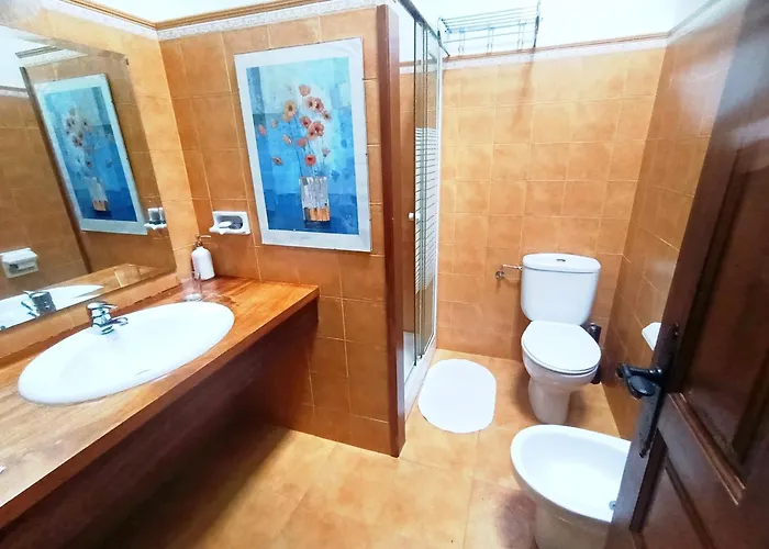 Casona De Gomez Y Teran *